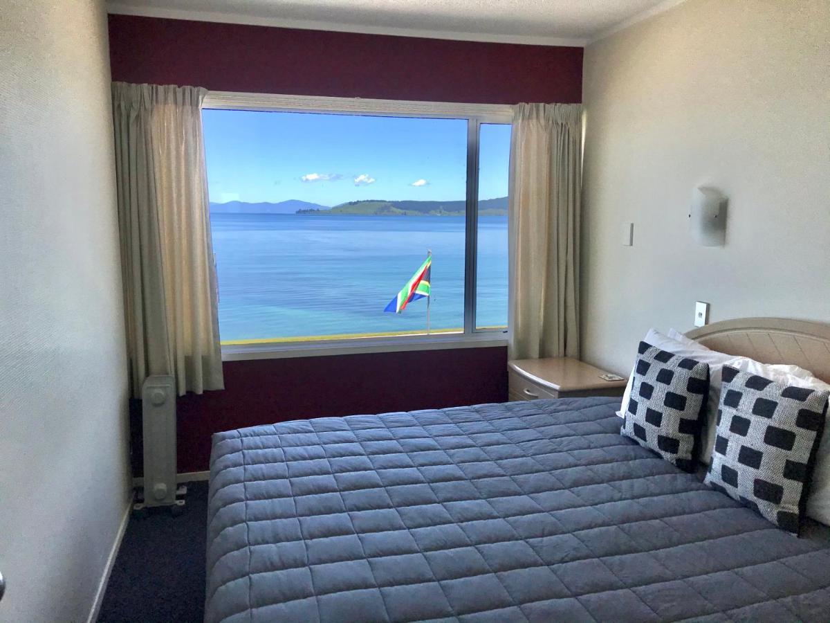 Tui Oaks Motel Таупо Екстериор снимка