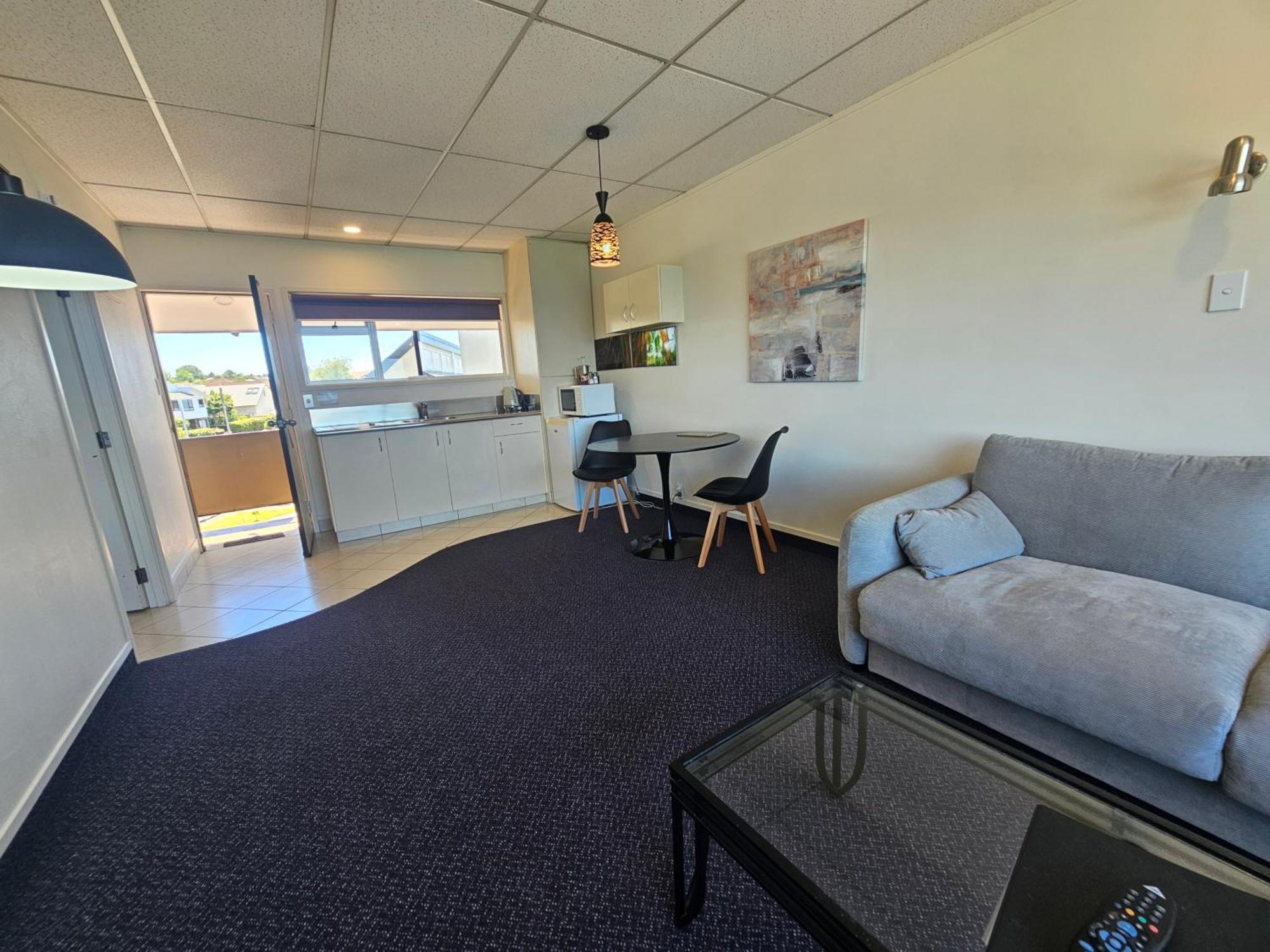 Tui Oaks Motel Таупо Екстериор снимка