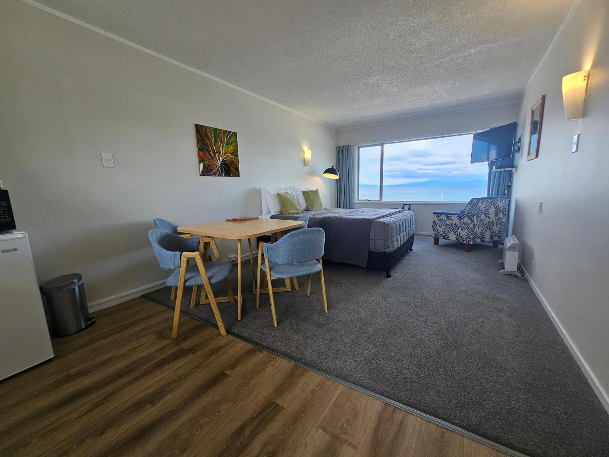 Tui Oaks Motel Таупо Екстериор снимка