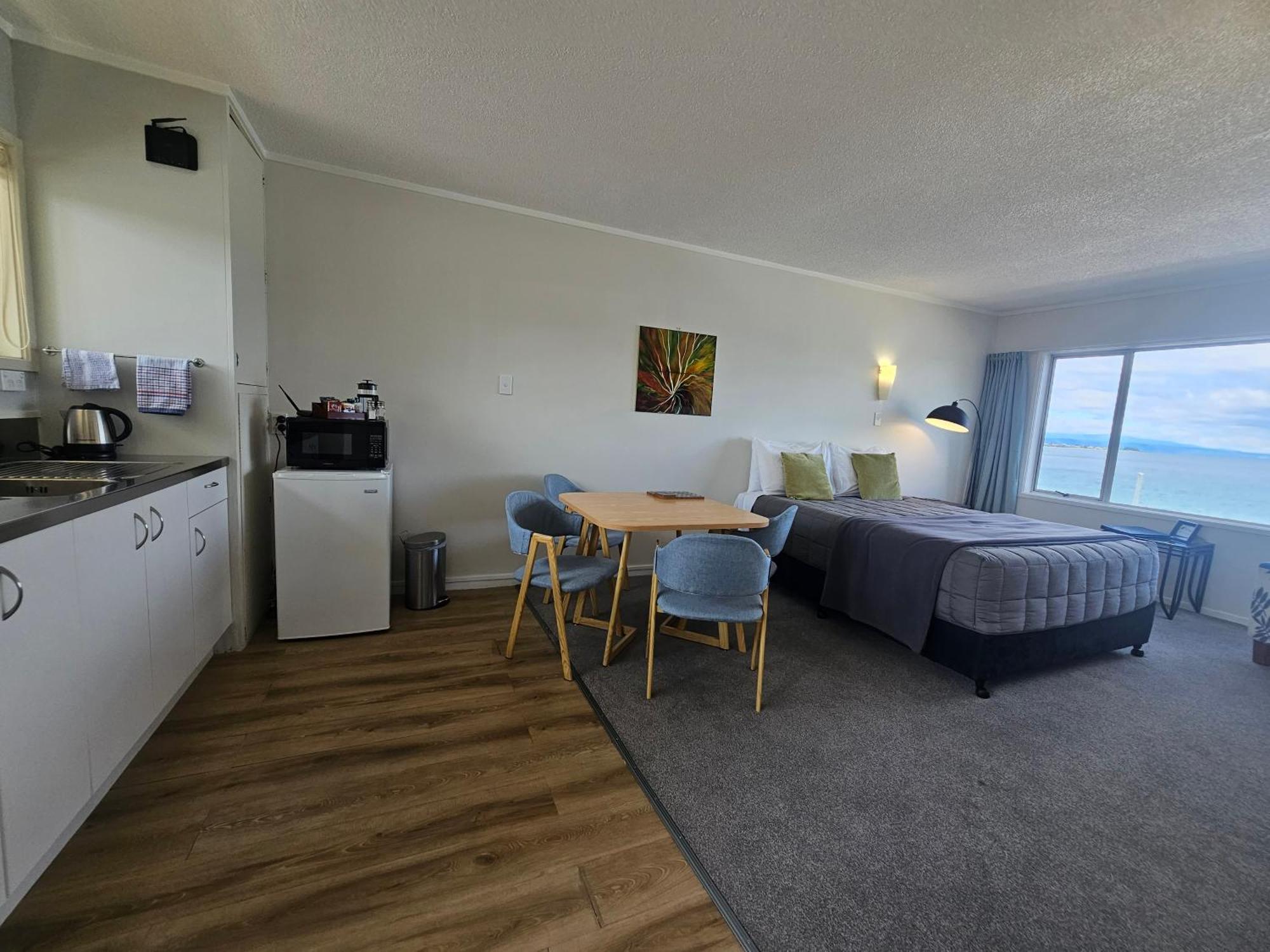 Tui Oaks Motel Таупо Екстериор снимка