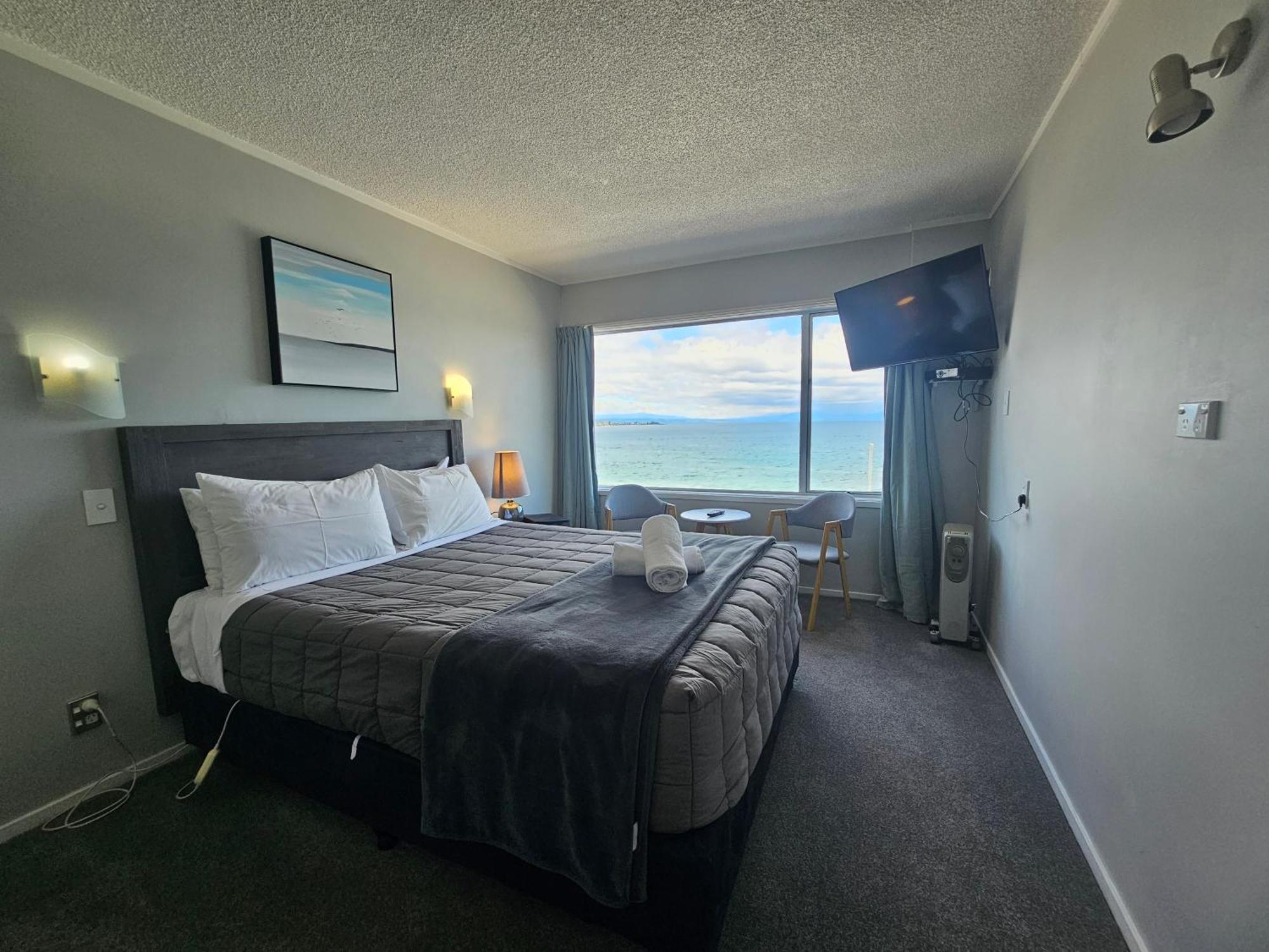 Tui Oaks Motel Таупо Екстериор снимка