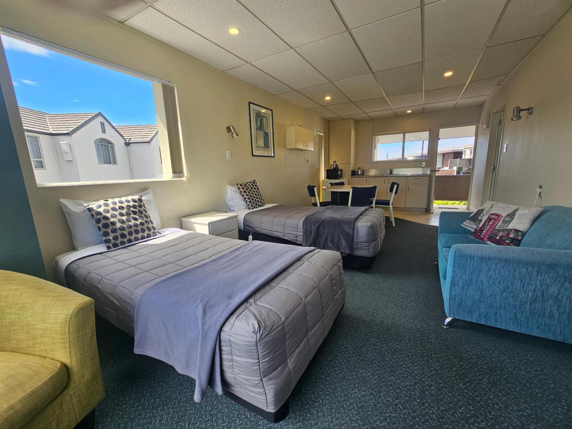 Tui Oaks Motel Таупо Екстериор снимка