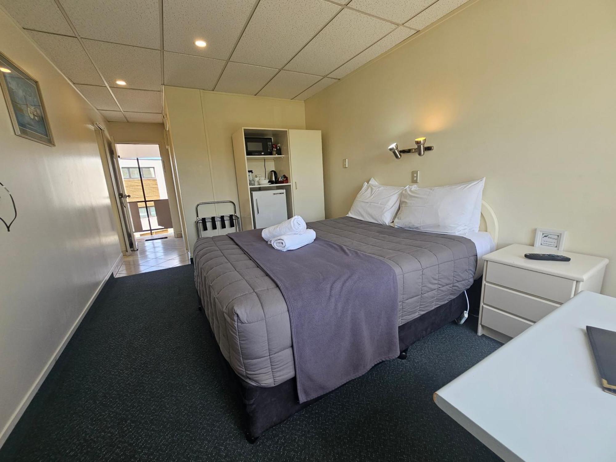 Tui Oaks Motel Таупо Екстериор снимка